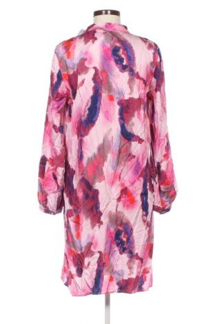 Kleid Taifun, Größe M, Farbe Mehrfarbig, Preis 8,99 €