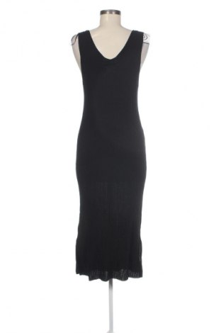 Ruha Taifun, Méret M, Szín Fekete, Ár 20 719 Ft