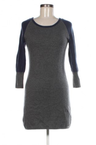 Šaty  Timberland, Velikost S, Barva Šedá, Cena  899,00 Kč