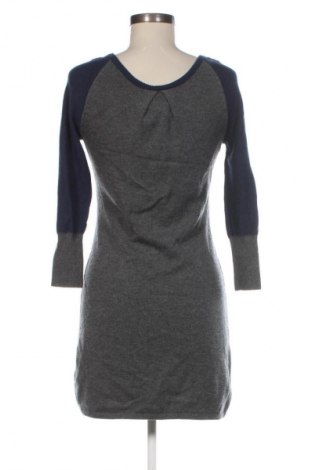 Šaty  Timberland, Velikost S, Barva Šedá, Cena  899,00 Kč