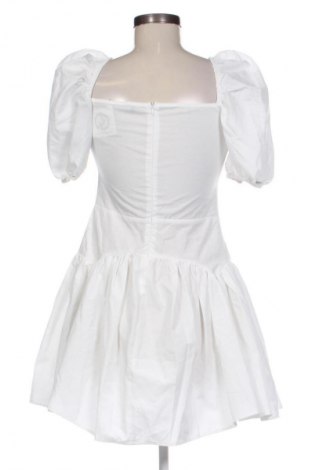 Šaty  Trendyol, Velikost M, Barva Bílá, Cena  397,00 Kč