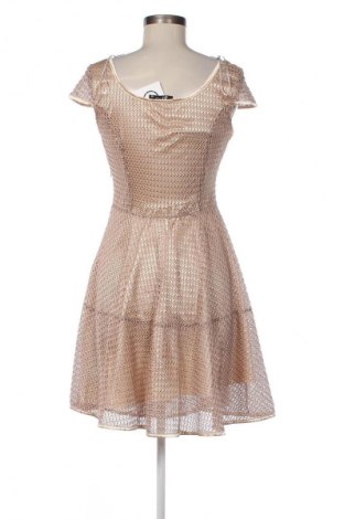 Ruha Unbranded, Méret M, Szín Bézs, Ár 3 029 Ft