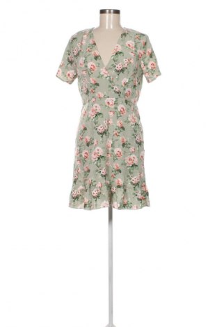 Ruha VILA, Méret M, Szín Sokszínű, Ár 2 882 Ft