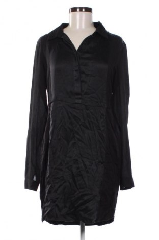 Šaty  VILA, Velikost M, Barva Černá, Cena  129,00 Kč