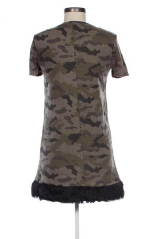 Kleid Zara, Größe S, Farbe Mehrfarbig, Preis € 4,99