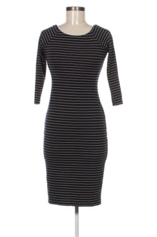 Рокля Zara, Размер M, Цвят Многоцветен, Цена 15,33 €