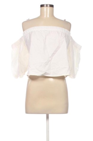 Női blúz Bershka, Méret M, Szín Fehér, Ár 3 546 Ft, #137809618