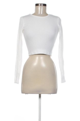 Bluză de femei Pull&Bear, Mărime XS, Culoare Alb, Preț 51,06 Lei, #137815720