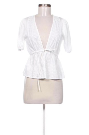 Damen Shirt Pull&Bear, Größe S, Farbe Weiß, Preis 9,72 €, #137830073