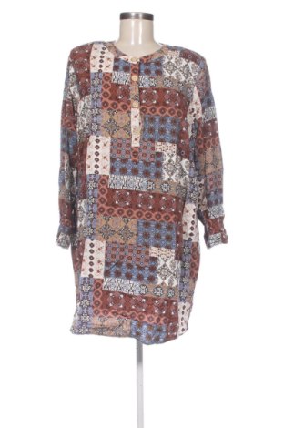 Bluză de femei LC Waikiki, Mărime XXL, Culoare Multicolor, Preț 104,98 Lei, #137831855