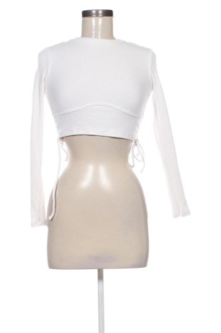 Női blúz Bershka, Méret XS, Szín Fehér, Ár 3 546 Ft, #137845830