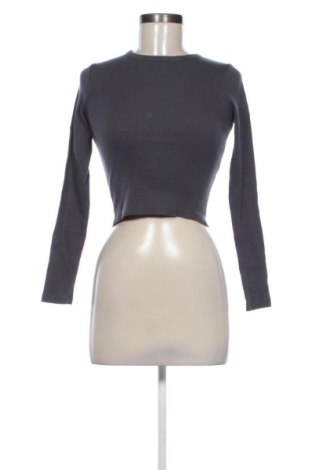 Дамска блуза Bershka, Размер S, Цвят Сив, Цена 10,00 €, #137811953