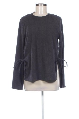 Bluză de femei Zara, Mărime L, Culoare Gri, Preț 75,99 Lei, #137830184