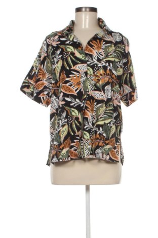 Дамска риза Gina Tricot, Размер L, Цвят Многоцветен, Цена 10,00 €, #137796645