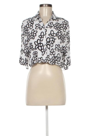 Дамска риза Bershka, Размер M, Цвят Многоцветен, Цена 12,76 €, #137799723