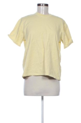 Tricou de femei Zara, Mărime M, Culoare Galben, Preț 31,49 Lei, #137790107
