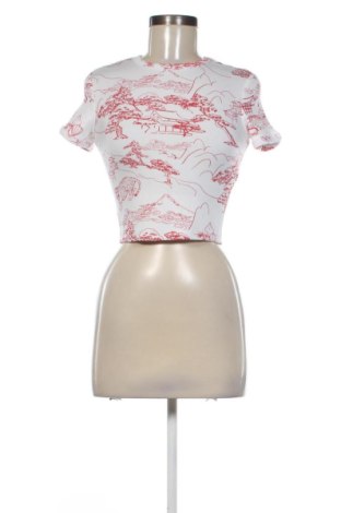 Γυναικείο t-shirt Bershka, Μέγεθος S, Χρώμα Πολύχρωμο, Τιμή 8,70 €, #137816758