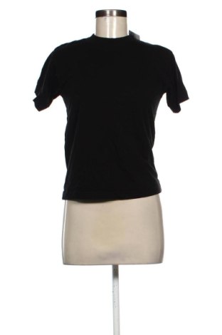 Γυναικείο t-shirt Game, Μέγεθος S, Χρώμα Μαύρο, Τιμή 9,00 €, #137830266