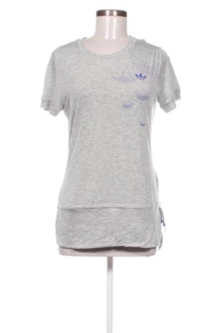 Női póló Adidas, Méret L, Szín Szürke, Ár 6 028 Ft, #137838348
