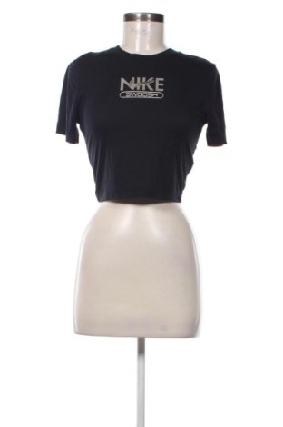 Damen T-Shirt Nike, Größe S, Farbe Schwarz, Preis 21,99 €, #137846656