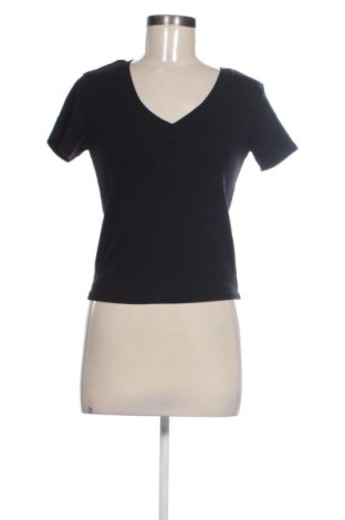 Дамска тениска Pull&Bear, Размер XS, Цвят Черен, Цена 8,76 €, #137804131