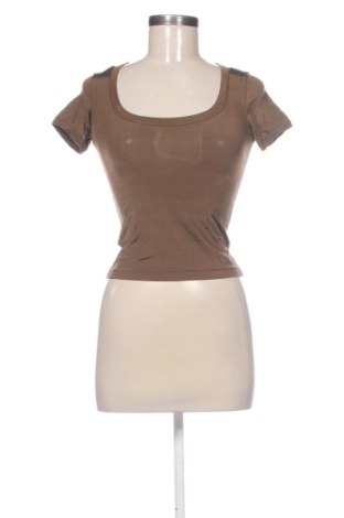 Tricou de femei Phard, Mărime XXS, Culoare Maro, Preț 48,00 Lei, #137813186