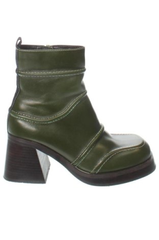 Дамски боти River Island, Размер 36, Цвят Зелен, Цена 58,30 €, #137837350