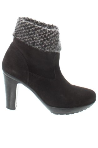Botine de damă Unbranded, Mărime 39, Culoare Negru, Preț 272,95 Lei, #137838982