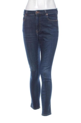 Дамски дънки Diesel, Размер M, Цвят Син, Цена 61,92 €, #137805639
