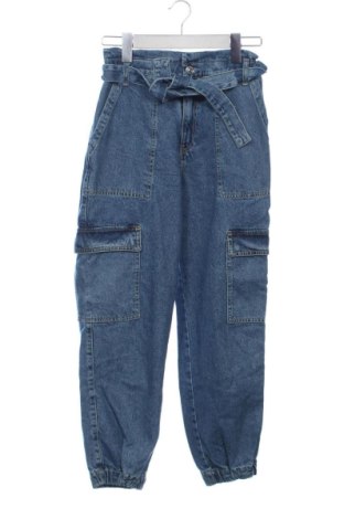 Blugi de femei Stradivarius, Mărime XS, Culoare Albastru, Preț 78,00 Lei, #137809092