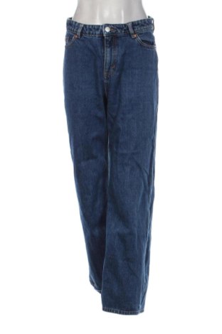 Blugi de femei Monki, Mărime S, Culoare Albastru, Preț 93,90 Lei, #137815428