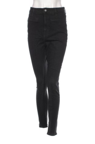 Дамски дънки Zara, Размер M, Цвят Черен, Цена 10,97 €, #137817273