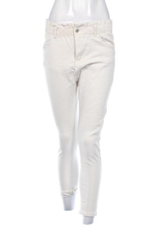 Blugi de femei Unbranded, Mărime S, Culoare Ecru, Preț 78,11 Lei, #137818912