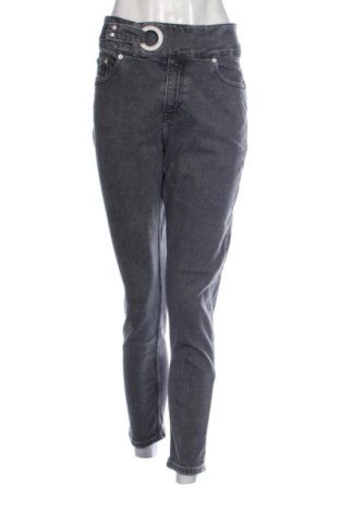 Blugi de femei Calvin Klein Jeans, Mărime S, Culoare Gri, Preț 183,72 Lei, #137819688