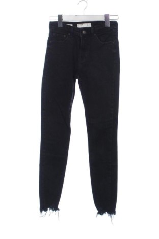 Dámské džíny  Bershka, Velikost XS, Barva Černá, Cena  361,00 Kč, #137822701