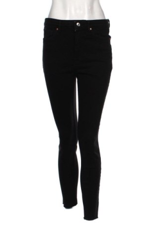 Дамски дънки Mango, Размер M, Цвят Черен, Цена 17,00 €, #137827800