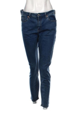 Дамски дънки Mango, Размер L, Цвят Син, Цена 17,34 €, #137827891