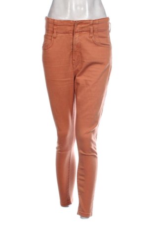 Blugi de femei Bershka, Mărime S, Culoare Portocaliu, Preț 78,74 Lei, #137837875