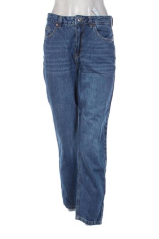Blugi de femei Trendyol, Mărime M, Culoare Albastru, Preț 110,00 Lei, #137841160