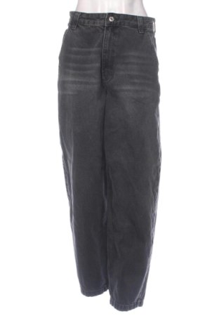 Dámske džínsy  Bershka, Veľkosť M, Farba Sivá, Cena  15,00 €, #137856101