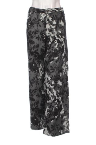 Damskie jeansy Bershka, Rozmiar L, Kolor Kolorowy, Cena 63,50 zł, #137849245