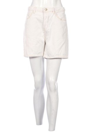 Pantaloni scurți de femei Sinsay, Mărime L, Culoare Ecru, Preț 51,00 Lei, #137812171