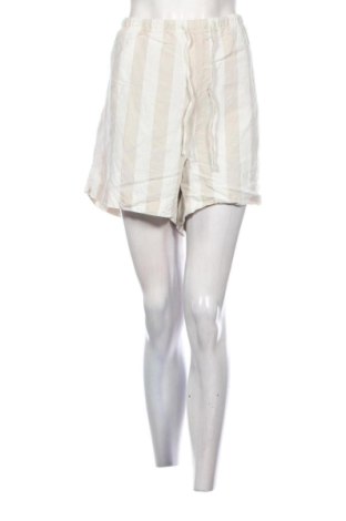 Дамски къс панталон H&M, Размер XL, Цвят Многоцветен, Цена 10,00 €, #137815929
