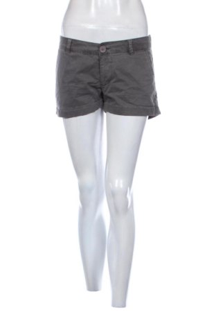 Dámske kraťasy  Unbranded, Veľkosť L, Farba Sivá, Cena  10,00 €, #137817533