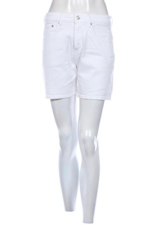 Damskie szorty Pepe Jeans, Rozmiar M, Kolor Biały, Cena 105,84 zł, #137828191