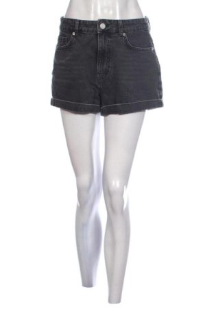 Pantaloni scurți de femei Perfect Jeans By Gina Tricot, Mărime M, Culoare Negru, Preț 52,49 Lei, #137840753