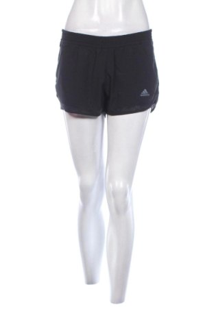 Pantaloni scurți de femei Adidas, Mărime M, Culoare Negru, Preț 93,99 Lei, #137830982