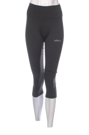 Дамски клин Adidas, Размер S, Цвят Черен, Цена 17,00 €, #137839048