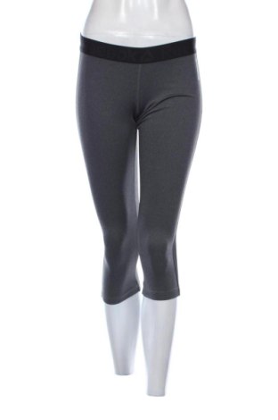 Дамски клин Reebok, Размер S, Цвят Сив, Цена 17,34 €, #137798805
