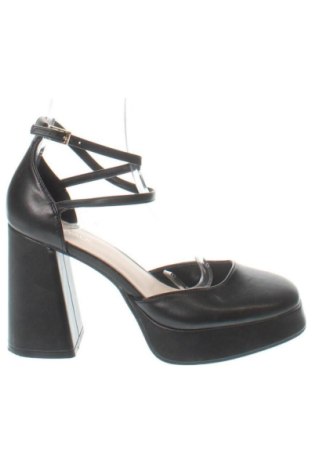Дамски обувки Catwalk, Размер 39, Цвят Черен, Цена 71,63 €, #137798511